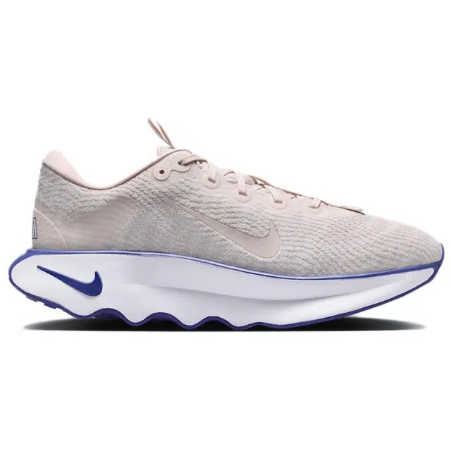 Nike Motiva