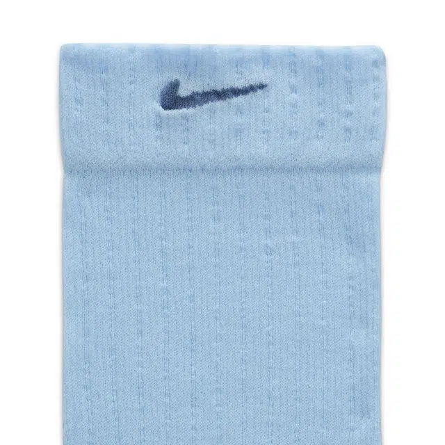Nike Sheer Crew Socks 1