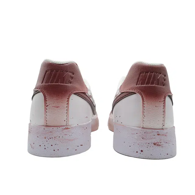 Nike Court Royale