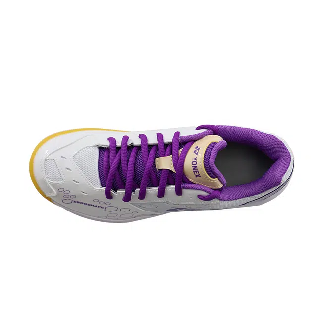 YONEX