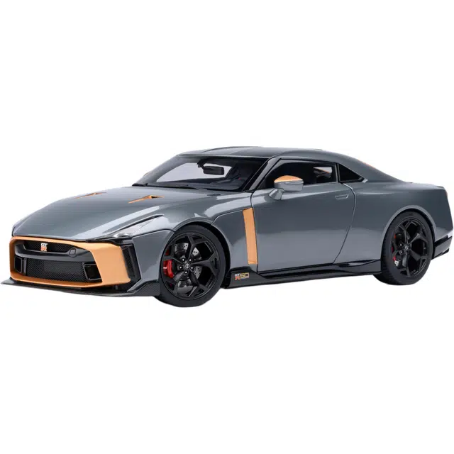 AUTOart 118 GT-R50 BY ITALDESIGN