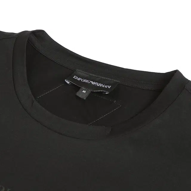 EMPORIO ARMANI SS22 T