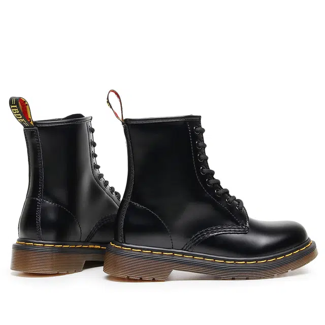 ApsdAa x VFTS 3CM