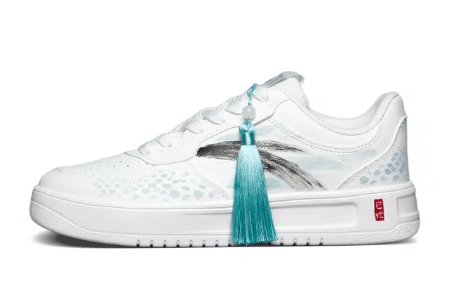 Anta 33