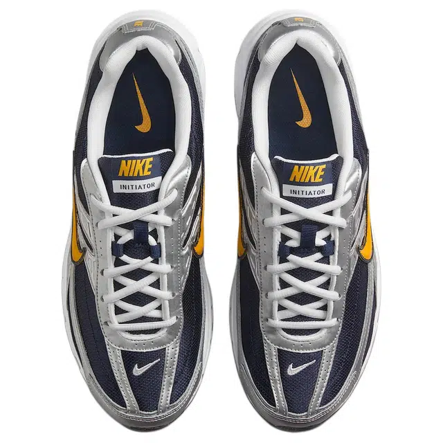 Nike Initiator