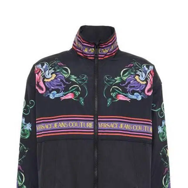 VERSACE