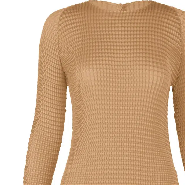 ISSEY MIYAKE T