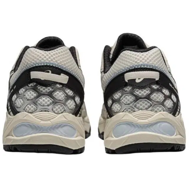 Asics Gel-Kahana TR Beige