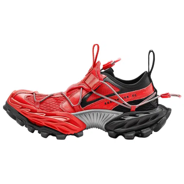 Balenciaga Hike