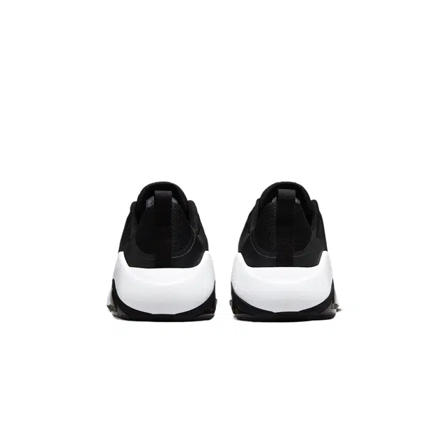 Nike Bella 7