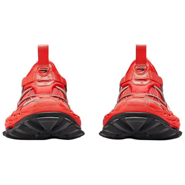 Balenciaga Hike