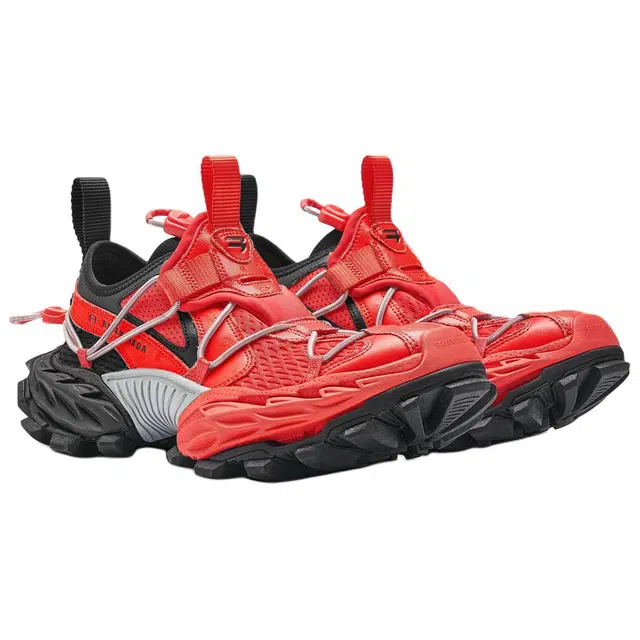 Balenciaga Hike