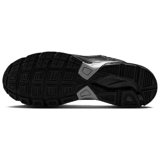 Nike Initiator