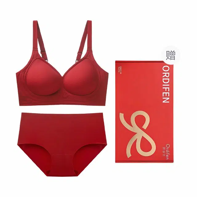 欧迪芬 简约聚拢上托本命年无痕防下垂收副乳内衣裤礼盒 女款