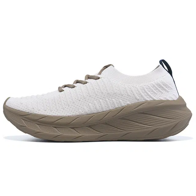 BMAI Expedition White Brown