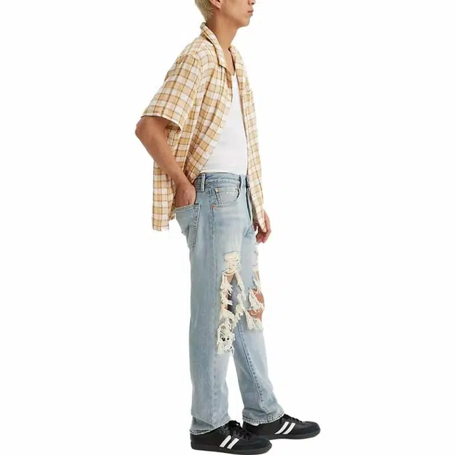 Levis