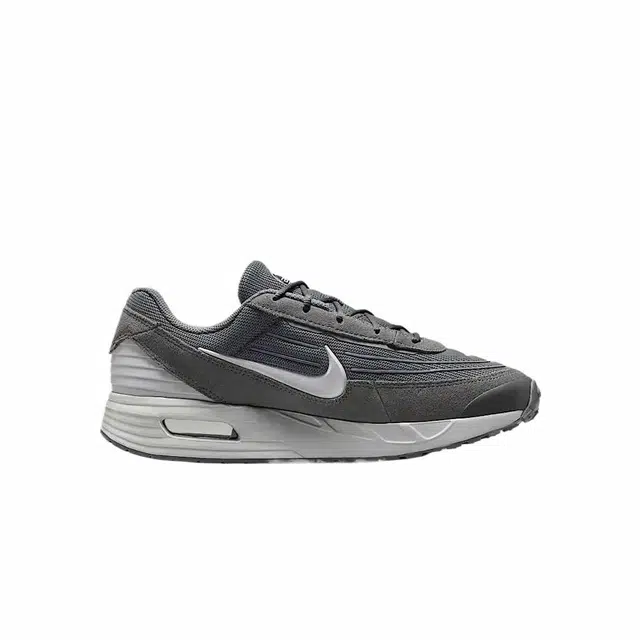 Nike AIR MAX VERSE