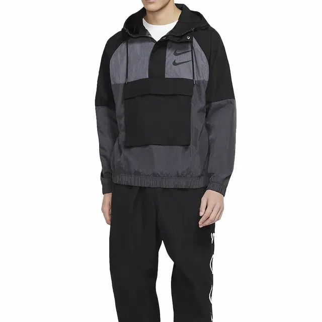 Nike Sportswear Swoosh