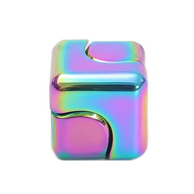 一点潮玩 方块炫彩指尖陀螺 解压玩具  模型