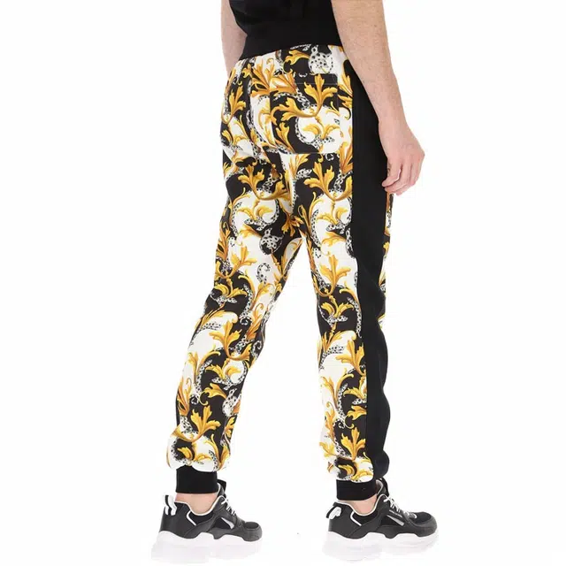 VERSACE