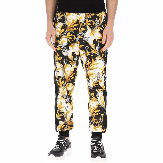 VERSACE