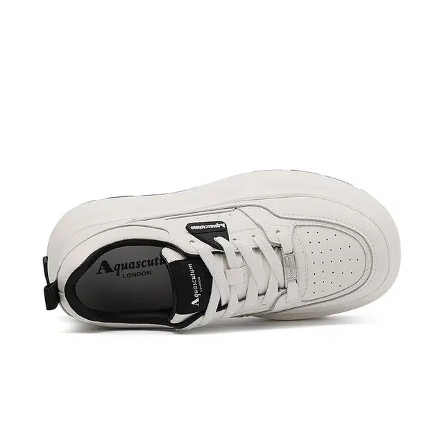 AQUASCUTUM