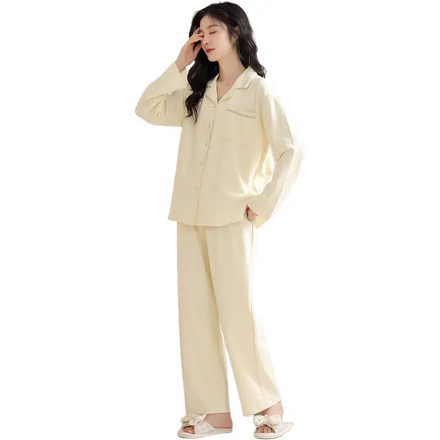 北极绒 纯棉简约舒适纯色翻领长袖长裤睡衣套装 女款 鹅黄