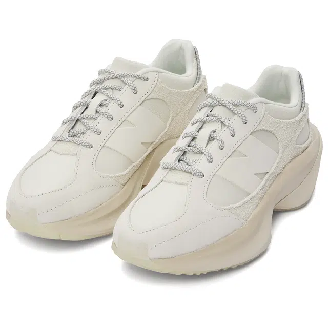 New Balance Warped Runner