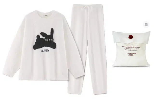 夏芬妍 简约甜美风可爱奔跑小猫咪半边绒圆领家居服加厚亲肤休闲舒适长袖长裤可外穿秋冬款睡衣套装 女款 礼袋装 白色