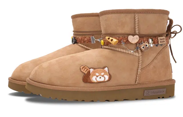 UGG CLASSIC MINI