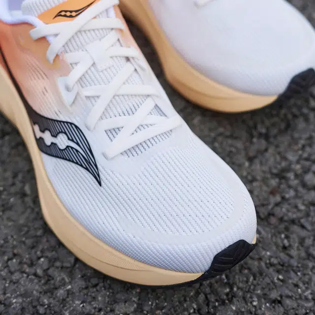 Saucony TIDE 2