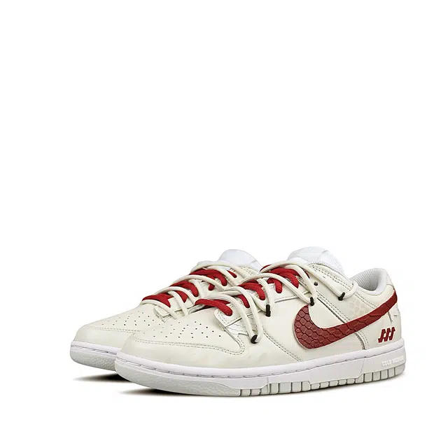 Nike Dunk Low Retro CNY