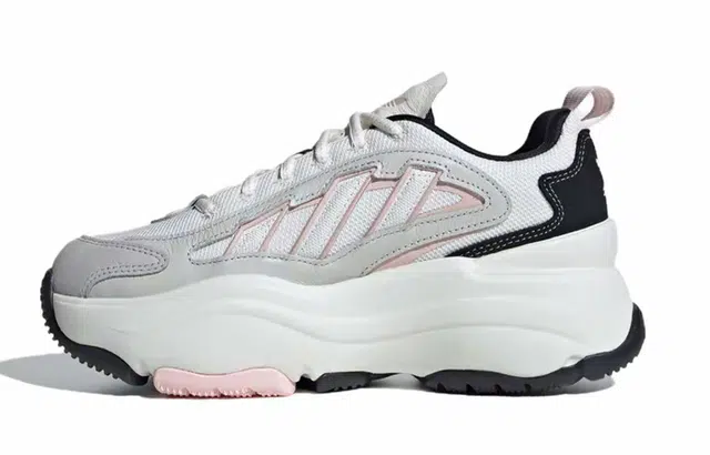 adidas originals OZGAIA 811 Y2K