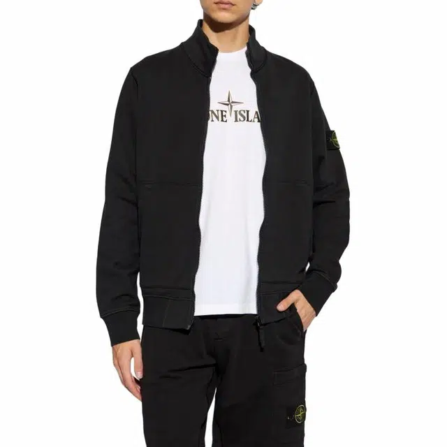 STONE ISLAND