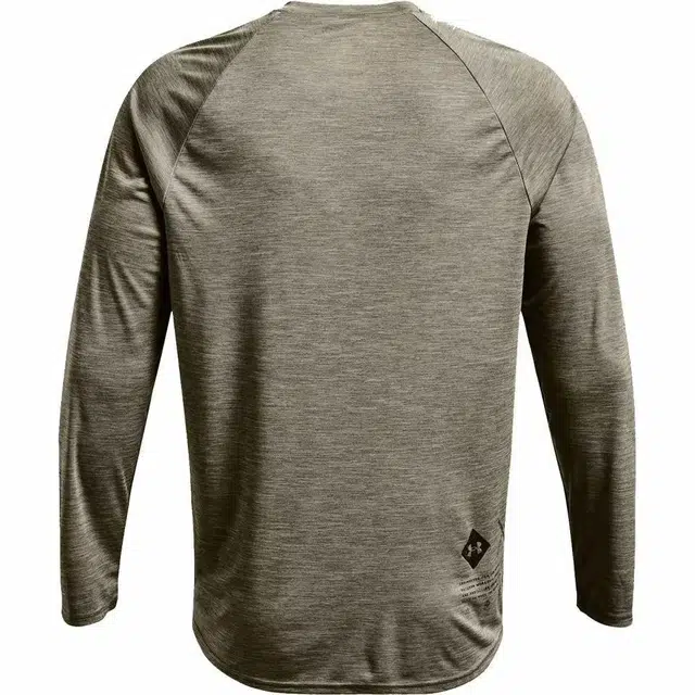 Under Armour T