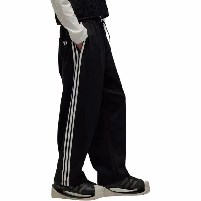 Y-3