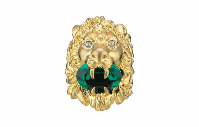 GUCCI Crystal Lion Head Ring