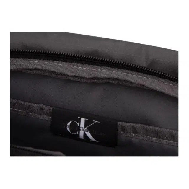 CALVIN KLEIN