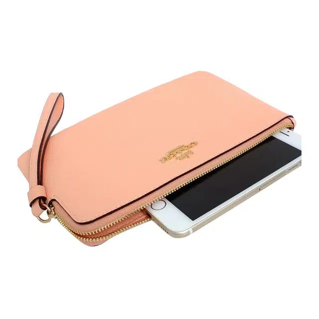 COACH Corner Zip 20