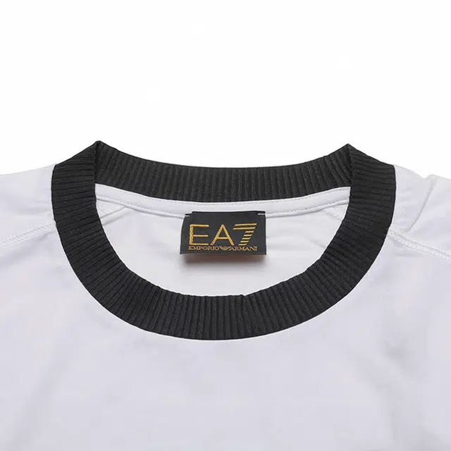 EMPORIO ARMANI FW22 LogoT