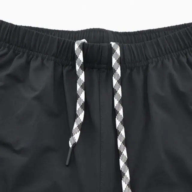 YONEX