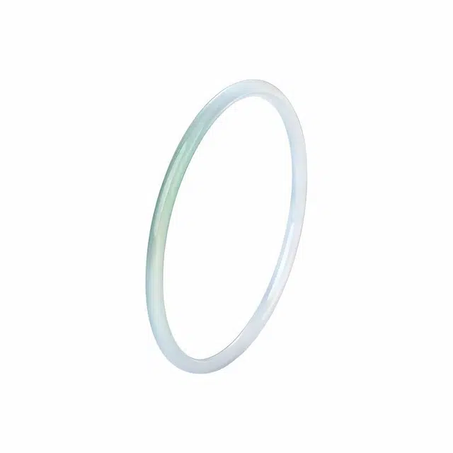 【圣诞跨年送礼】 中国珠宝 荔枝冻美人 有着古典美的空灵之韵 流动光泽勾勒纤纤玉手 仿佛像是美人的画 玉髓 玉石手镯 女款