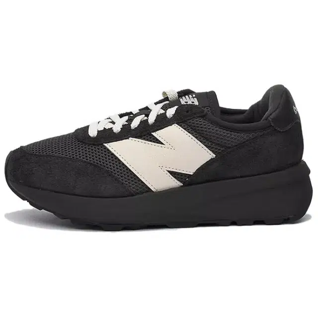 New Balance 370 Black Grey