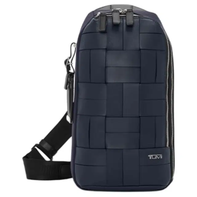TUMI