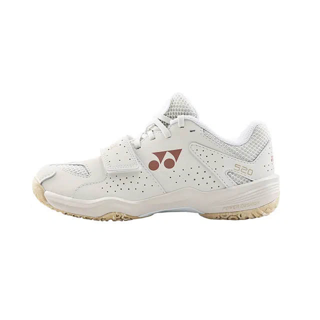 YONEX