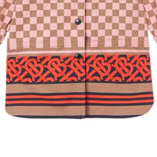 Burberry SS22 A