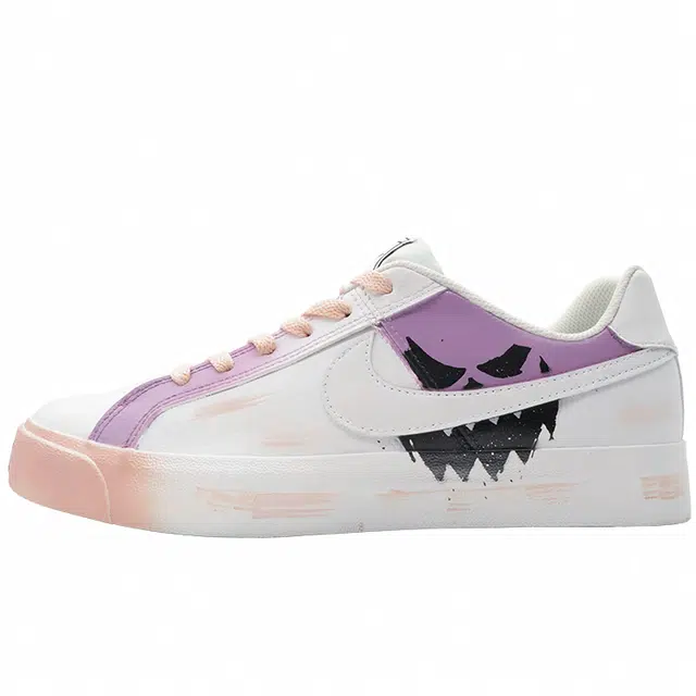 Nike Court Royale