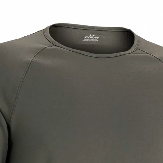 Under Armour T