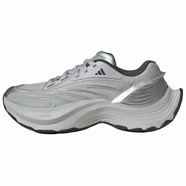 adidas XLG MTW