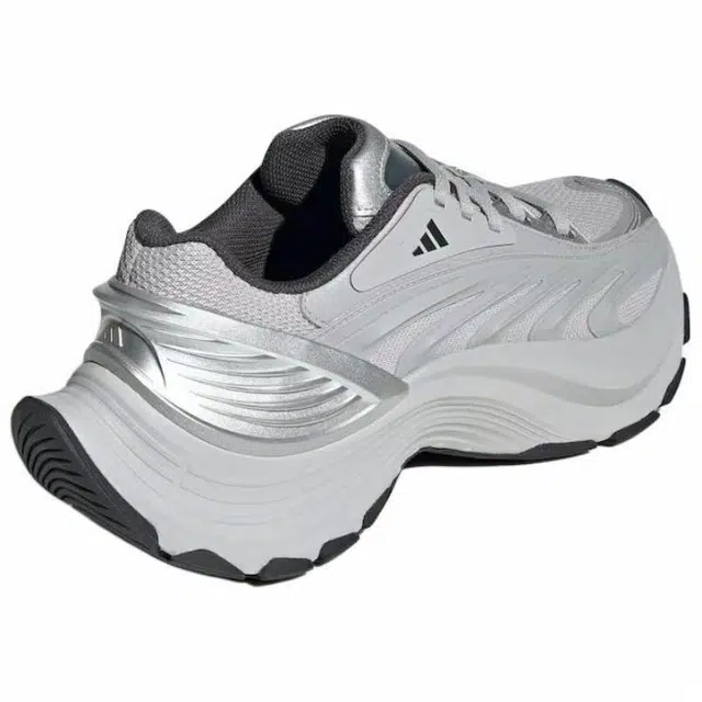 adidas XLG MTW